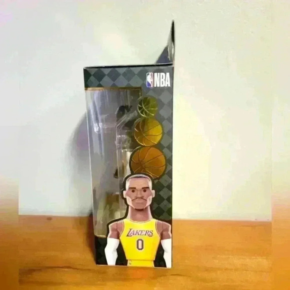 Funko gold NBA Russell Westbrook LA Lakers - Picture 3 of 6